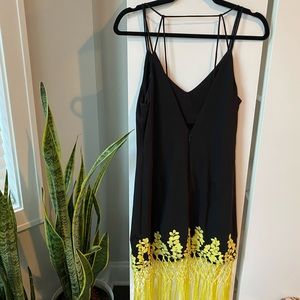 Dress • appliqué • black and yellow